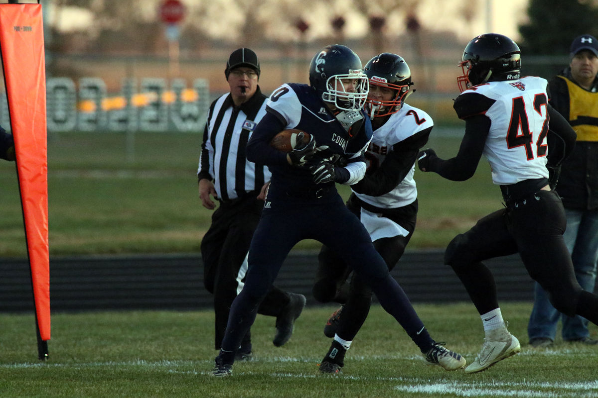 Cross County FB vs LCC (19).jpg